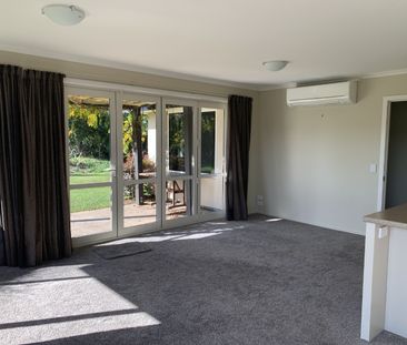Charming Three Bedroom Home in Prime Location - Photo 4