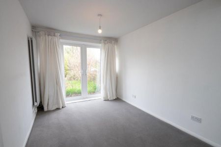 4 bedroom house to rent - Photo 2