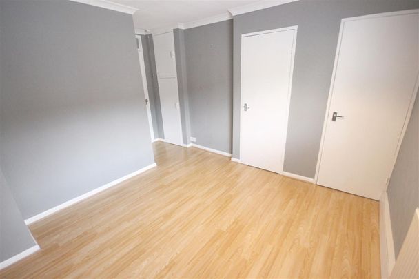 2 Bedroom Flat/Apartment To Let - Photo 1