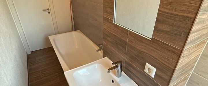 2-Zimmerwohnung, saniert, modern, EBK, Innenstadt, Glasfaser - Foto 1