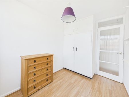 3 bedroom terraced house to rent - Photo 4