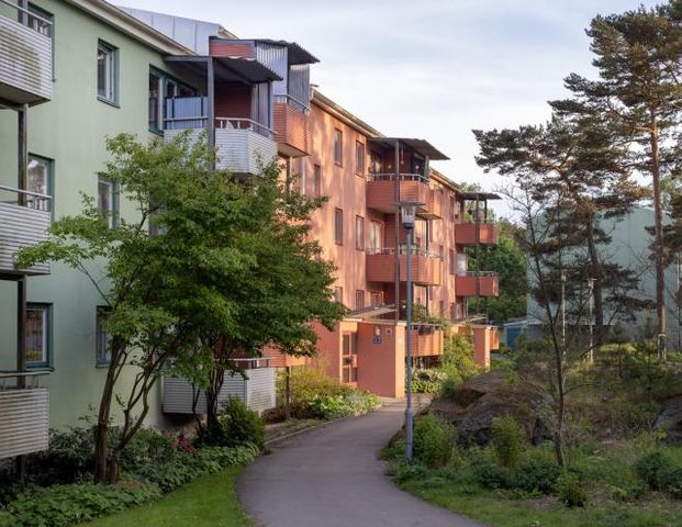 Halvsekelsgatan 24 - Foto 1