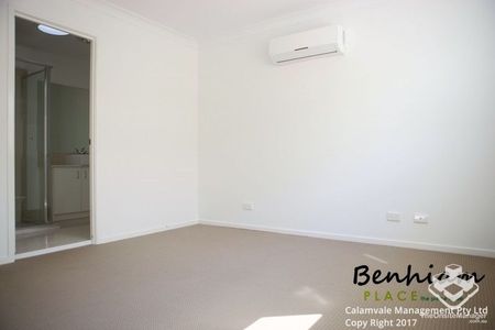 AIR CON IN 2 BEDROOMS & LIVING ROOM - Photo 4