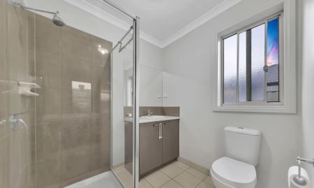 Modern Stunning Family Home! - Photo 3