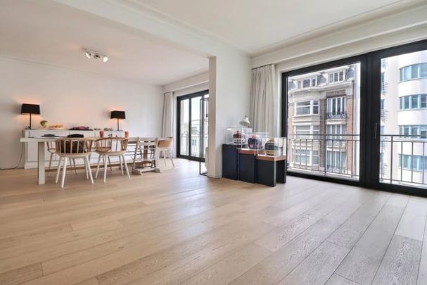 Appartement te huur - Photo 1