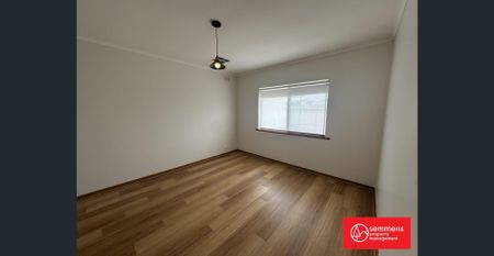 3 BEDROOM FAMILY HOME - MINUTES TO THE BEACH - Photo 3