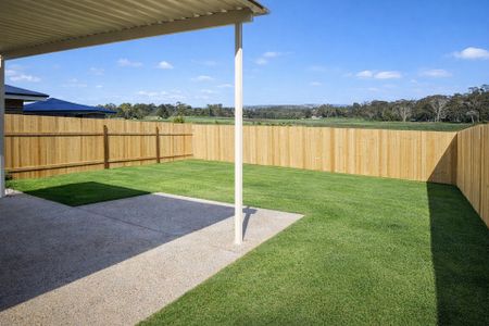 Modern Unit in Sought after Area - Photo 5