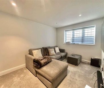 Watling Street, Radlett, Hertfordshire, WD7 - Photo 1