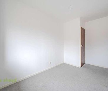 Russell Way, Sutton, SM1 - Photo 3