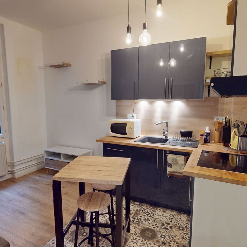 Appartement Ivry Sur Seine 2 pièce 30 m2 - Proche RER C - Photo 1