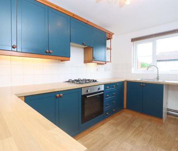 3 bedroom detached house to rent - Photo 5