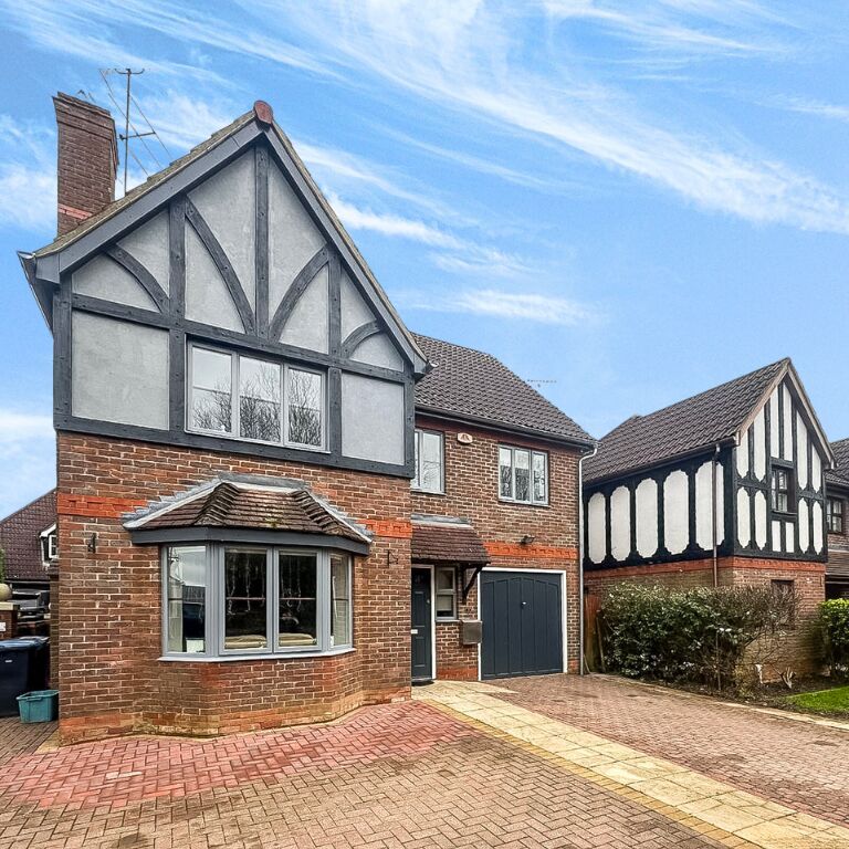 6 bedroom detached house to rent, - Photo 1