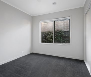 THREE BEDROOM HOME IN ALFREDTON CENTRAL - Photo 2