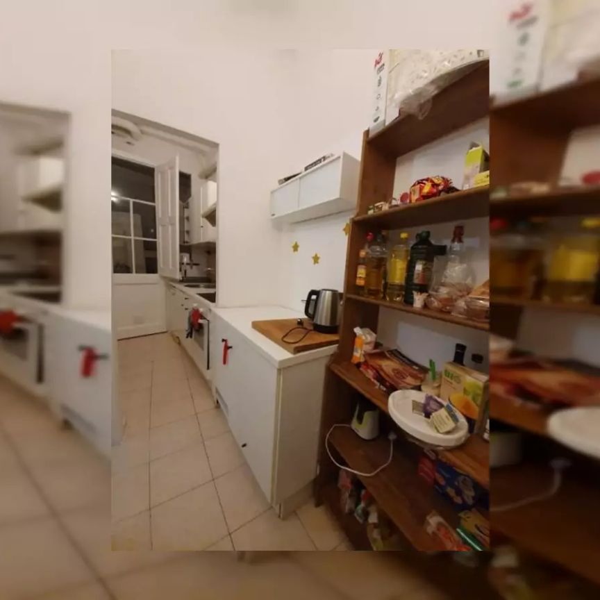 Room in a shared 5-bedroom apartment for rent in El Raval, all bills included. - Foto 1