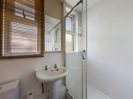 4 bedroom terraced house to rent - Photo 2