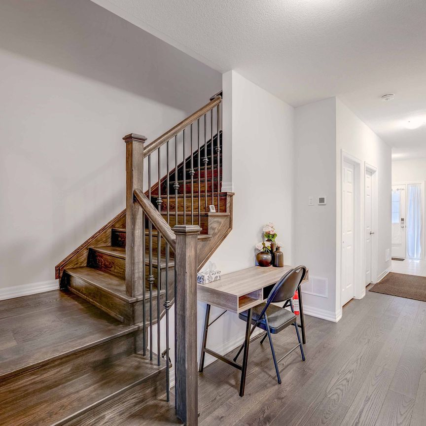 For Lease - 90 Hillcrest Road, Port Colborne, Ontario - Photo 1