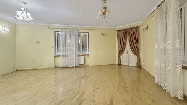 Suprafata Generoasa - Fotografie 1