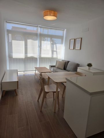 Alquiler de piso en Calle Bolivia, 169 - Photo 5