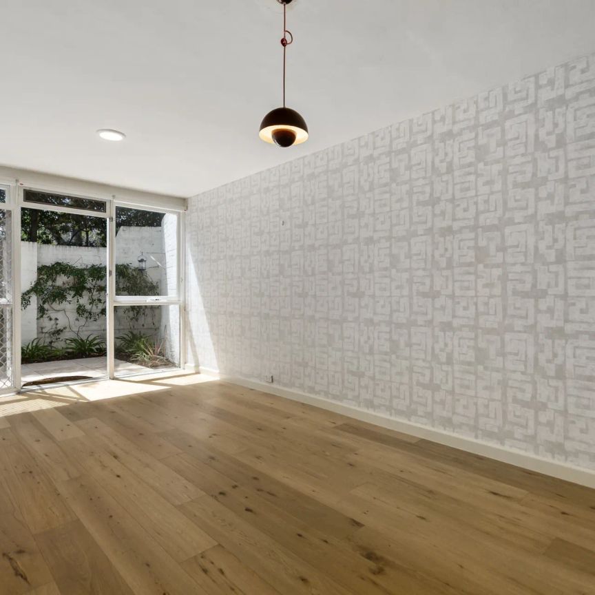 Leafy Ground-Floor Sanctuary in Exclusive 'Toorak Mews' with Private Courtyard - Photo 1