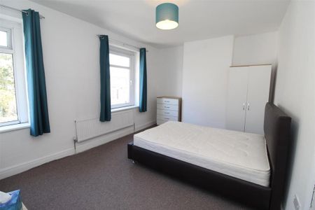 4 bedroom house to rent - Photo 4