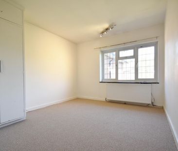Ethorpe Crescent, Gerrards Cross, Buckinghamshire,SL9 - Photo 1