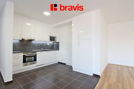 Pronájem bytu 1+kk 53 m² - Fotografie 2