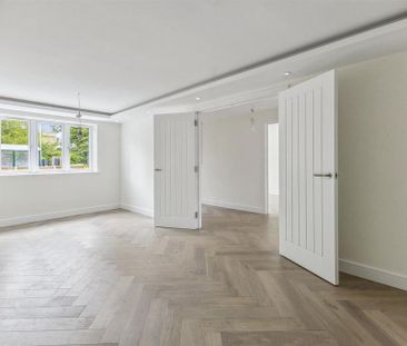 5 bedroom detached house to rent - Photo 4