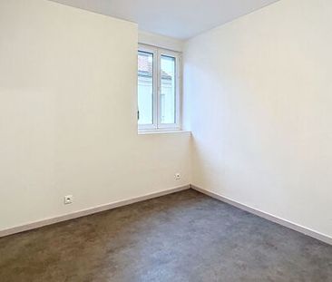 Appartement 1 pièces 14m2 REIMS 340 euros - Photo 2