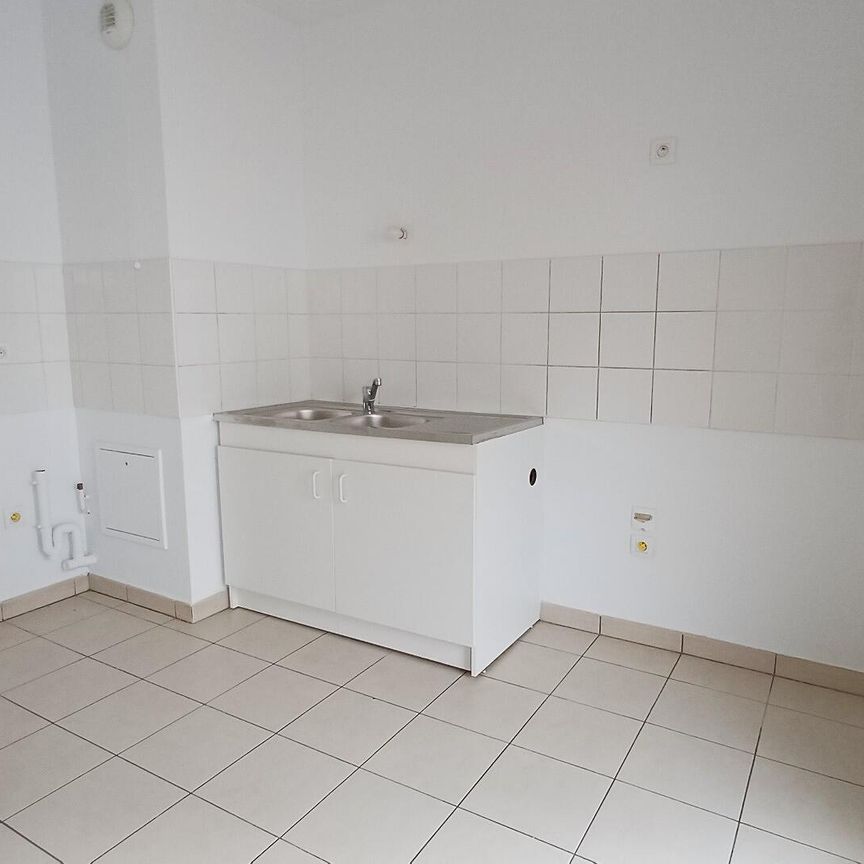 location Appartement T3 DE 60.6m² À CACHAN - Photo 1