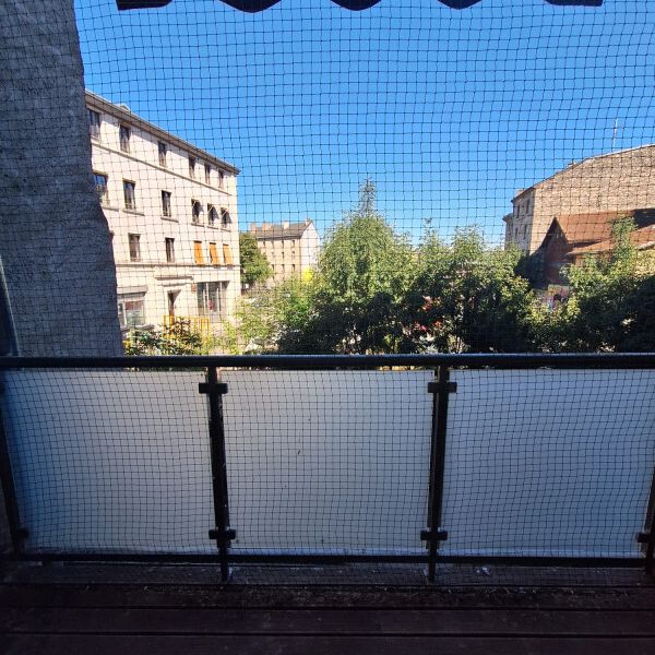 À louer – Charmant 3 pièces avec balcon en plein cœur de Genève, Grottes - Photo 1
