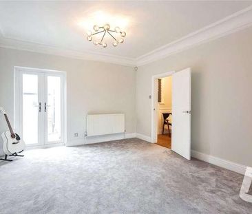 Horseman Side, Brentwood, Essex, CM14 - Photo 3