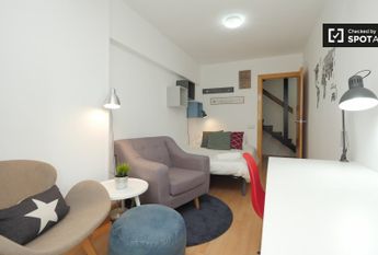 barcelona, Catalonia 08005