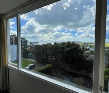 2 bedroom 1 bathroom - Photo 5