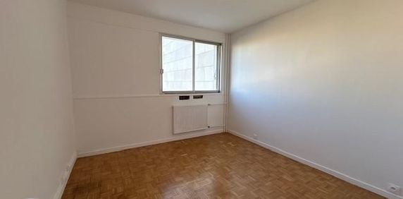 Location Appartement 2 pièces 50m² SEVRES 92310 - Photo 2