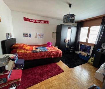 Spacieux appartement partiellement rénové de 4.5 pièces au 1er étage - Foto 5