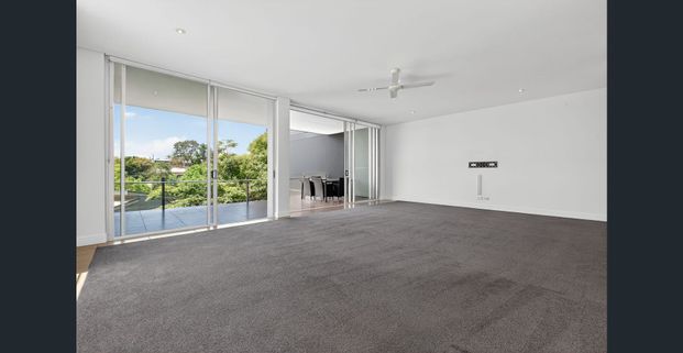 Space, Privacy, Security and Location! - Photo 1