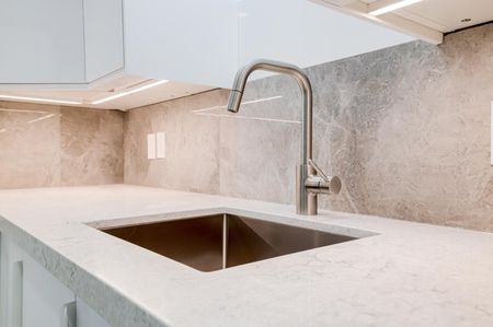 For Lease - 2556 Lake Shore Boulevard Unit# Lower, Toronto, Ontario - Photo 4