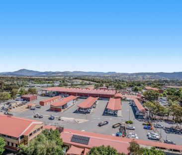 One Bedroom Apartment, Resort Style Living - Photo 1