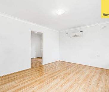 THREE BEDROOM FAMILY HOME! - Photo 5