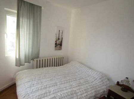 Apartament 4 camere, decomandate, 90 mp, garaj, zona Piata Cipariu - Photo 3
