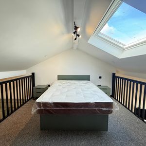 Studio 12, Pollecoff House 290-294High Street - Photo 2