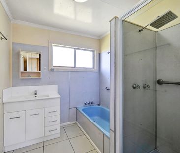 Convenient CBD Location – Three Bedroom Brick Home - Photo 3