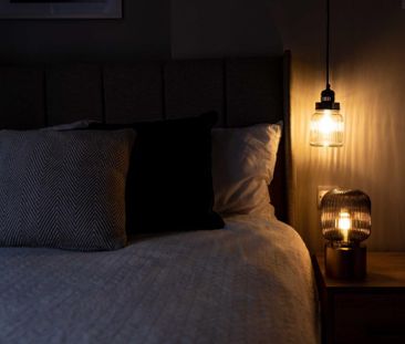 1 bedroom in a house share to rent - Photo 2