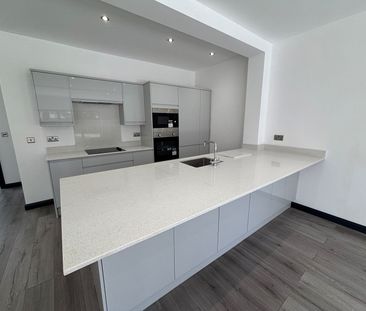 Stanley Road, Ashford, Surrey, TW15 - Photo 5