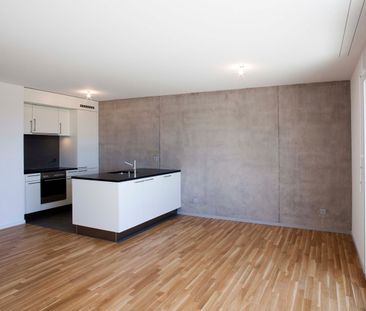 Appartement de 2.5 pièces au 3è étage avec balcon! - Photo 2