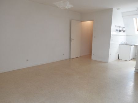 Appartement RUE DE LA TIRELIRE - Photo 2