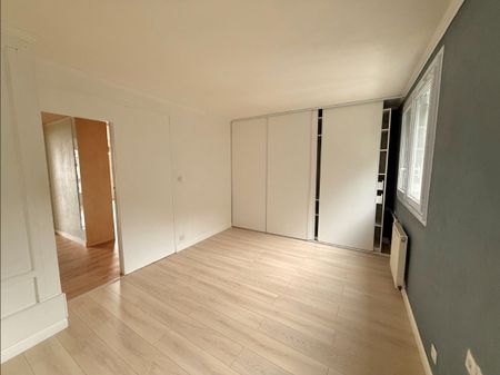 Location Appartement 3 pièces 89m² - Photo 4