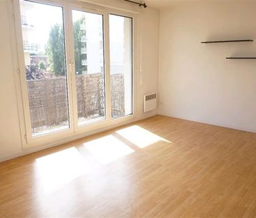 Location Appartement 2 pièces 38m² LILLE 59000 - Photo 1