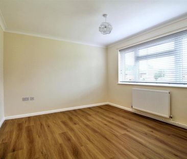 2 bedroom detached bungalow to rent - Photo 5