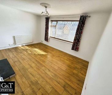 Clare Crescent, Bilston, WV14 - Photo 4